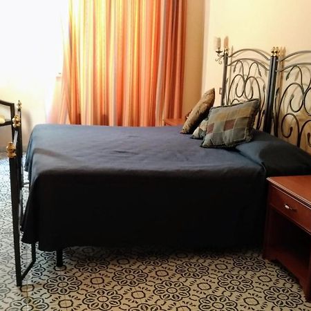 Nicolas Inn โรม ภายนอก รูปภาพ