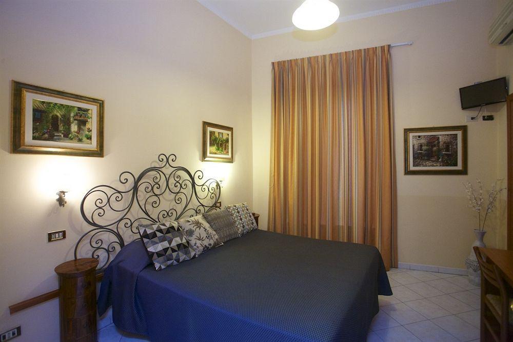 Nicolas Inn โรม ภายนอก รูปภาพ