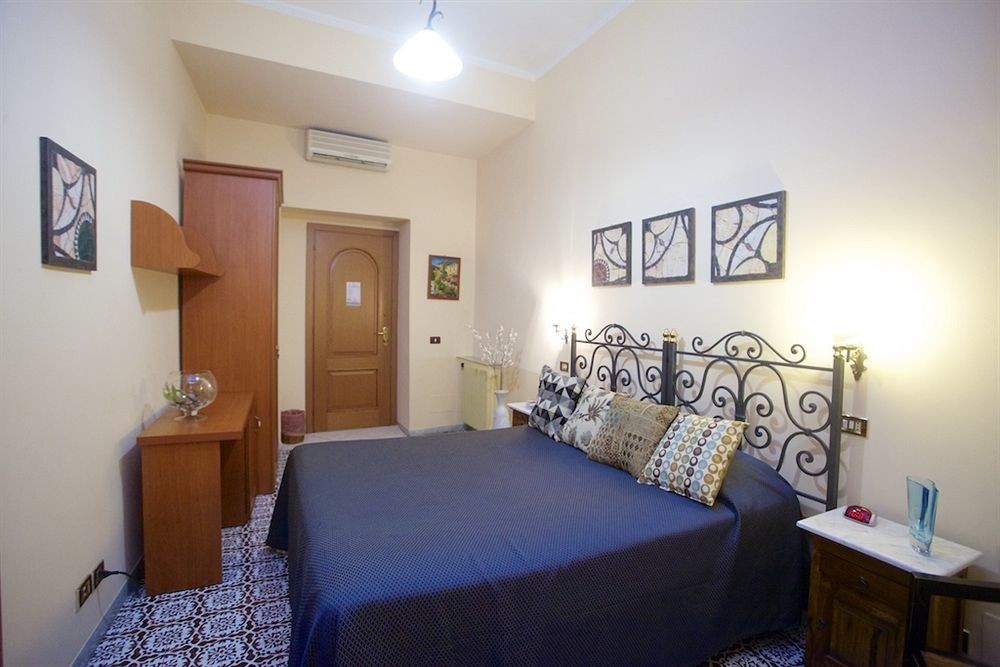Nicolas Inn โรม ภายนอก รูปภาพ